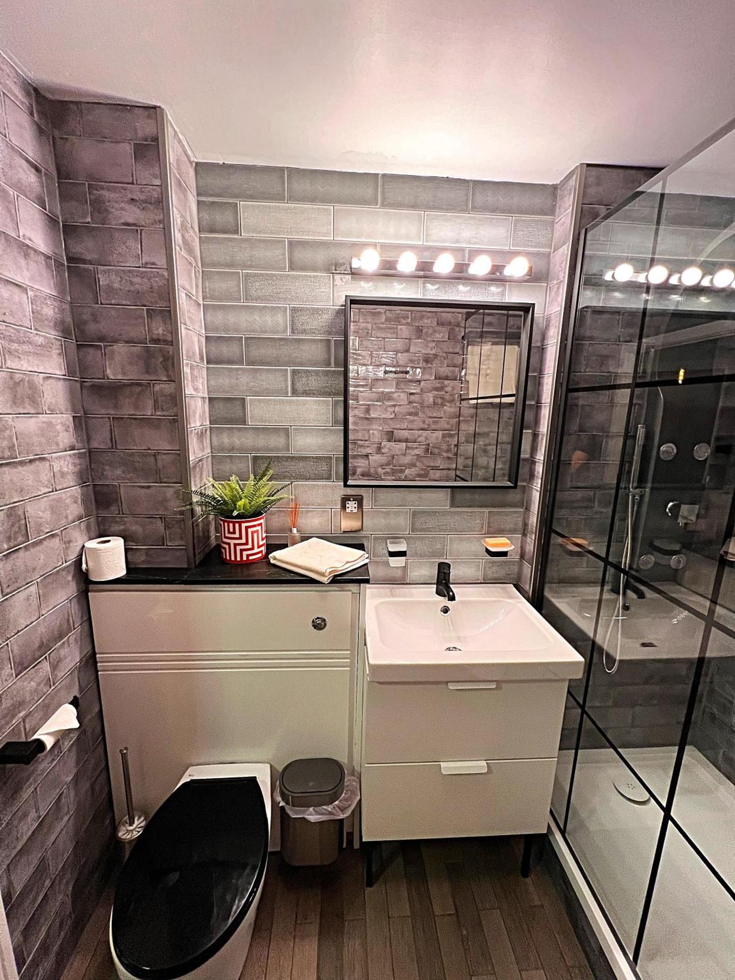 Latitude Chinatown Central Apartment Бирмингам Екстериор снимка