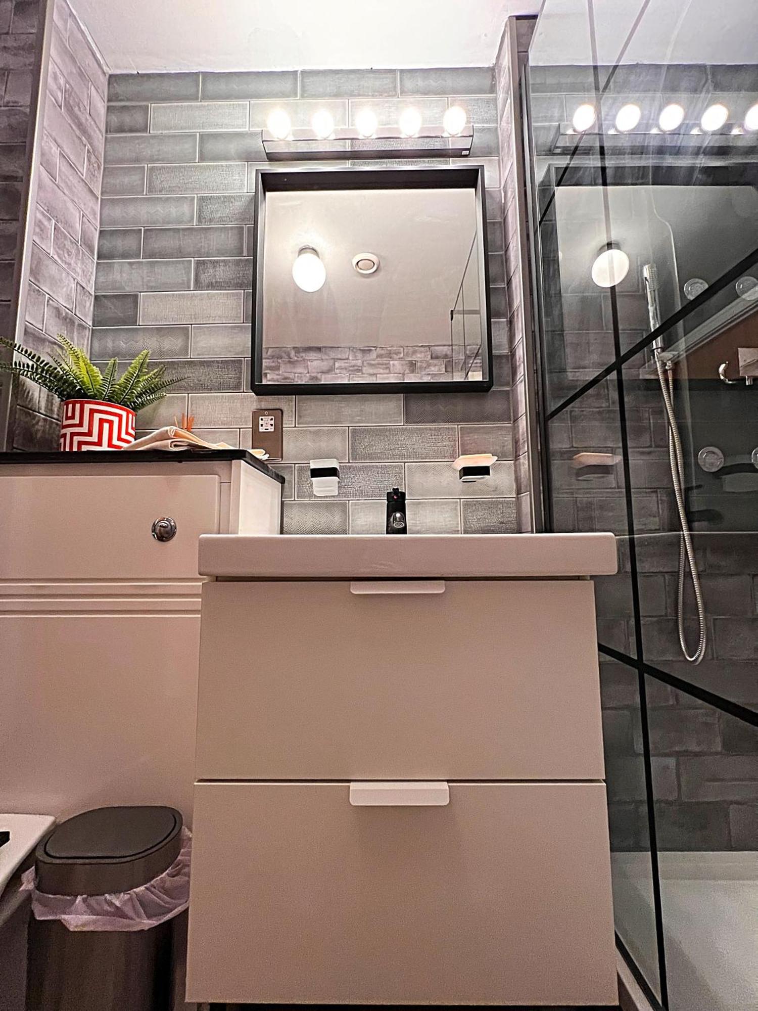 Latitude Chinatown Central Apartment Бирмингам Екстериор снимка